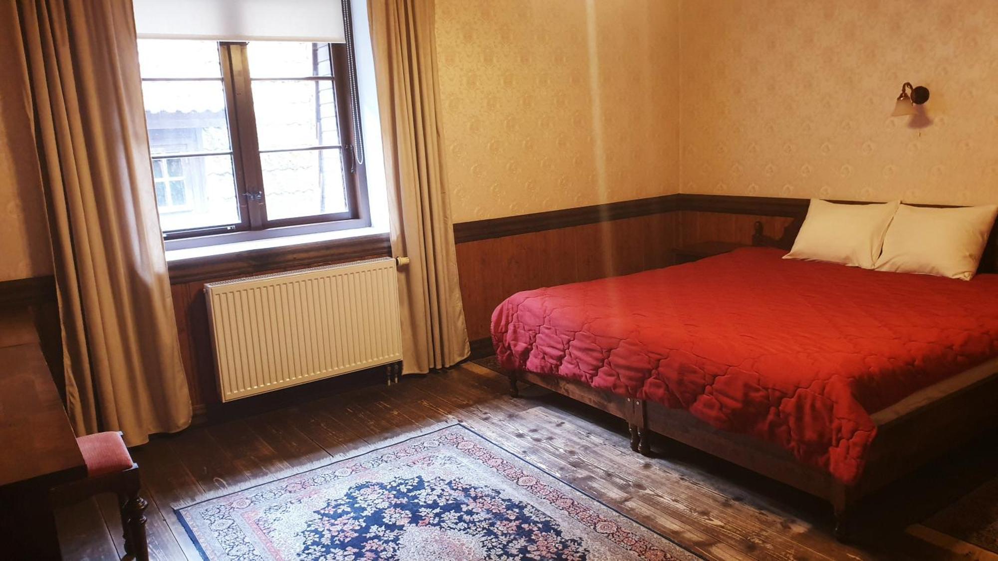 St. Peterburg Hotell Pärnu Exteriör bild